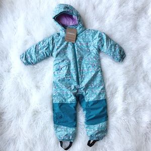 ✖️SOLD✖️ Patagonia Baby Snow Suit 2T